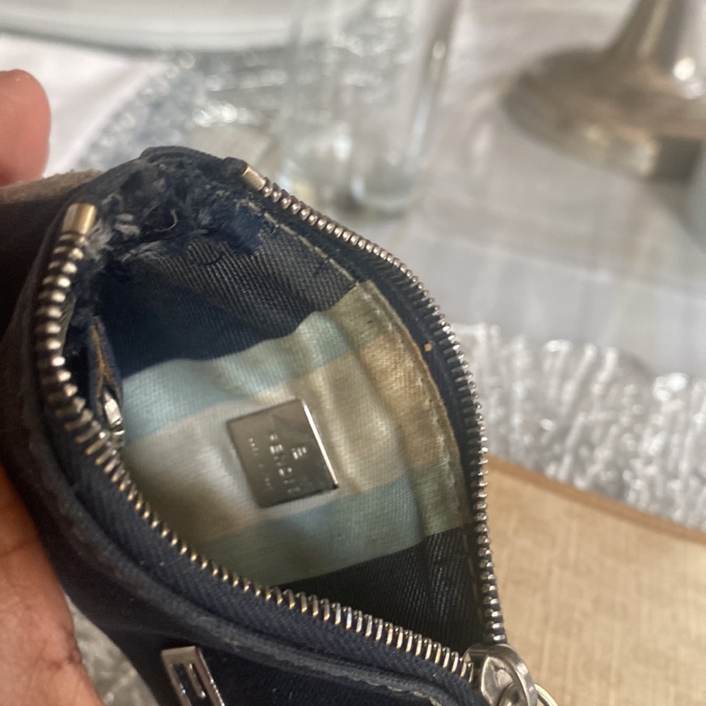 VTG Authentic Gucci & Fendi Coin purse! - Picture 12 of 13